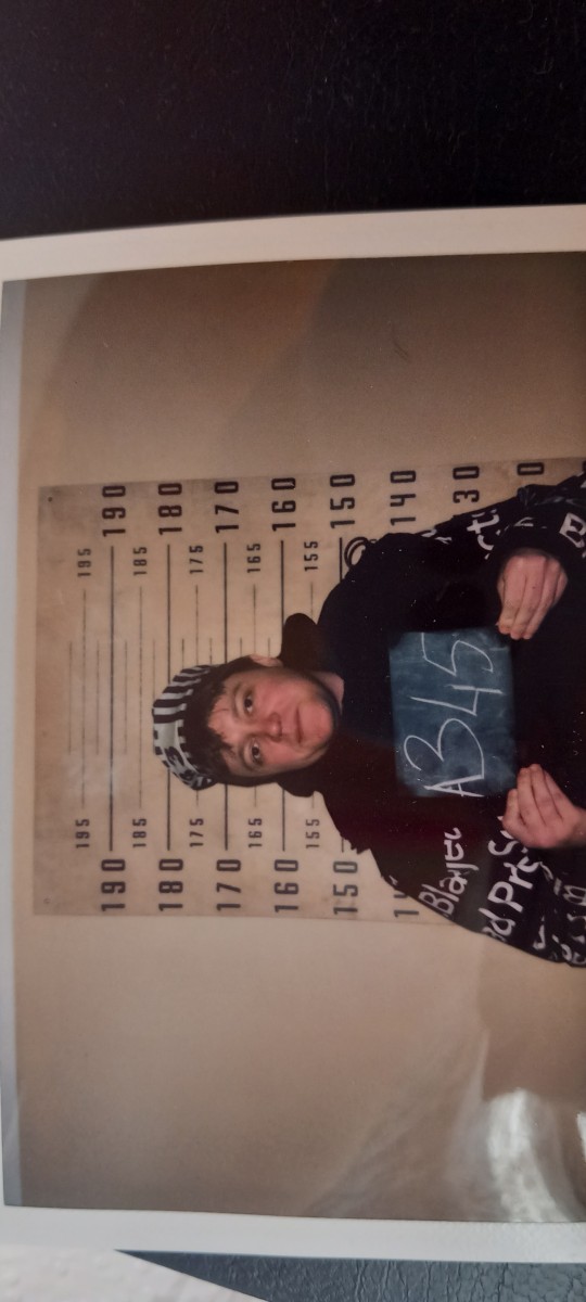 Susipažinčiau zu merginom kurios nuobodžiauja ir ieško veiksmo ;)